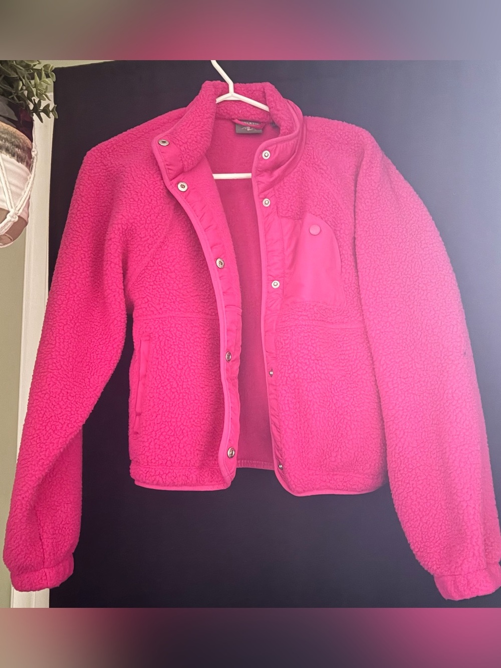 Women’s Small Fleece Jacket in Hot Pink